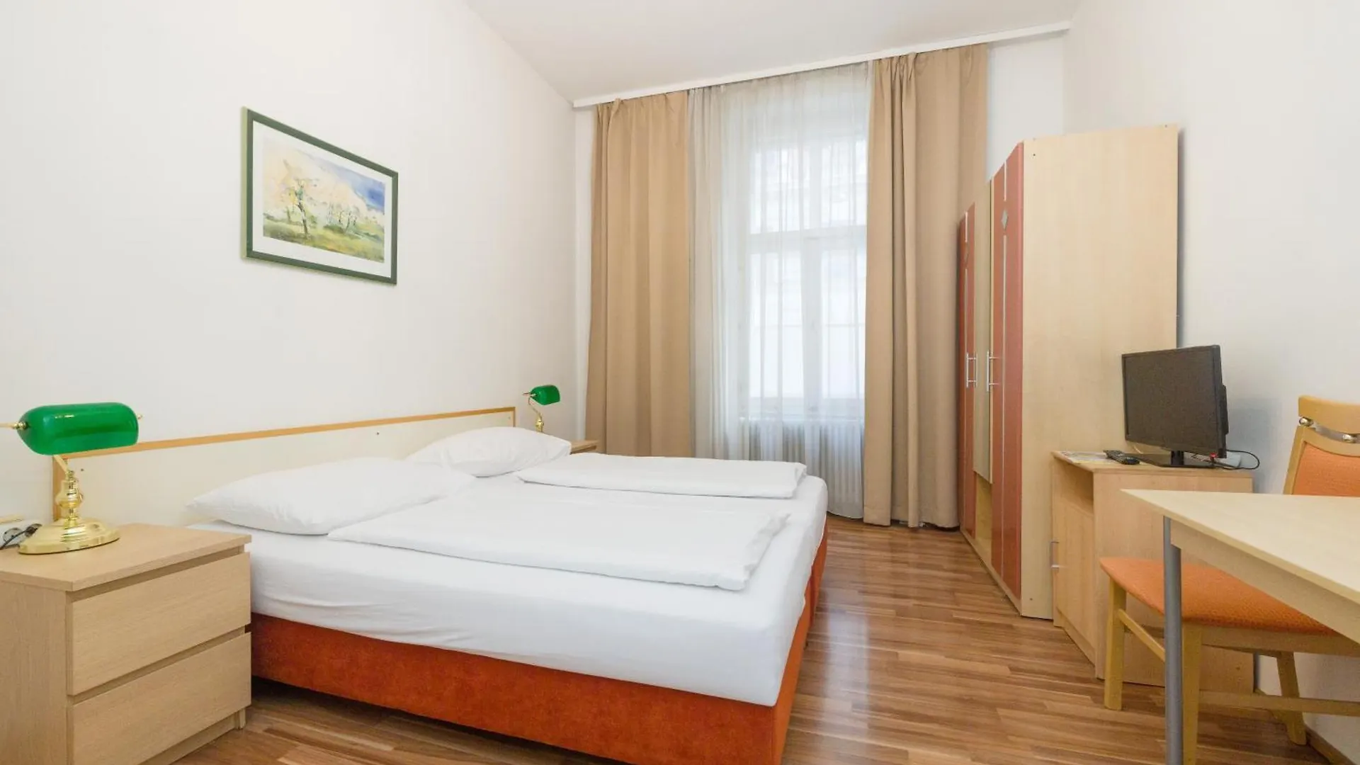 Pension Votiv Viena